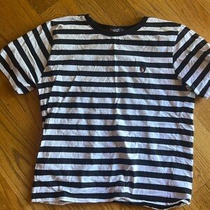 Men’s sailing t shirt. Black/white striped szXL fits like M